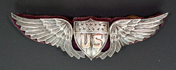 Scarce Clutches Wing SERVICE PILOT "S"- WW-II Metal 