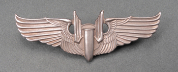 MADE IN USA MINI US AIR FORCE AERIAL GUNNER WING ARMY CORPS PEWTER PIN UP AFB 